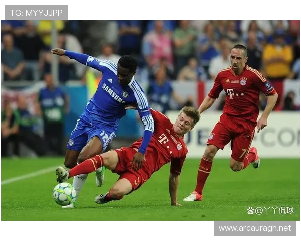 切尔西阵容堆叠问题显现，对球队整体结构稳定性形成制约